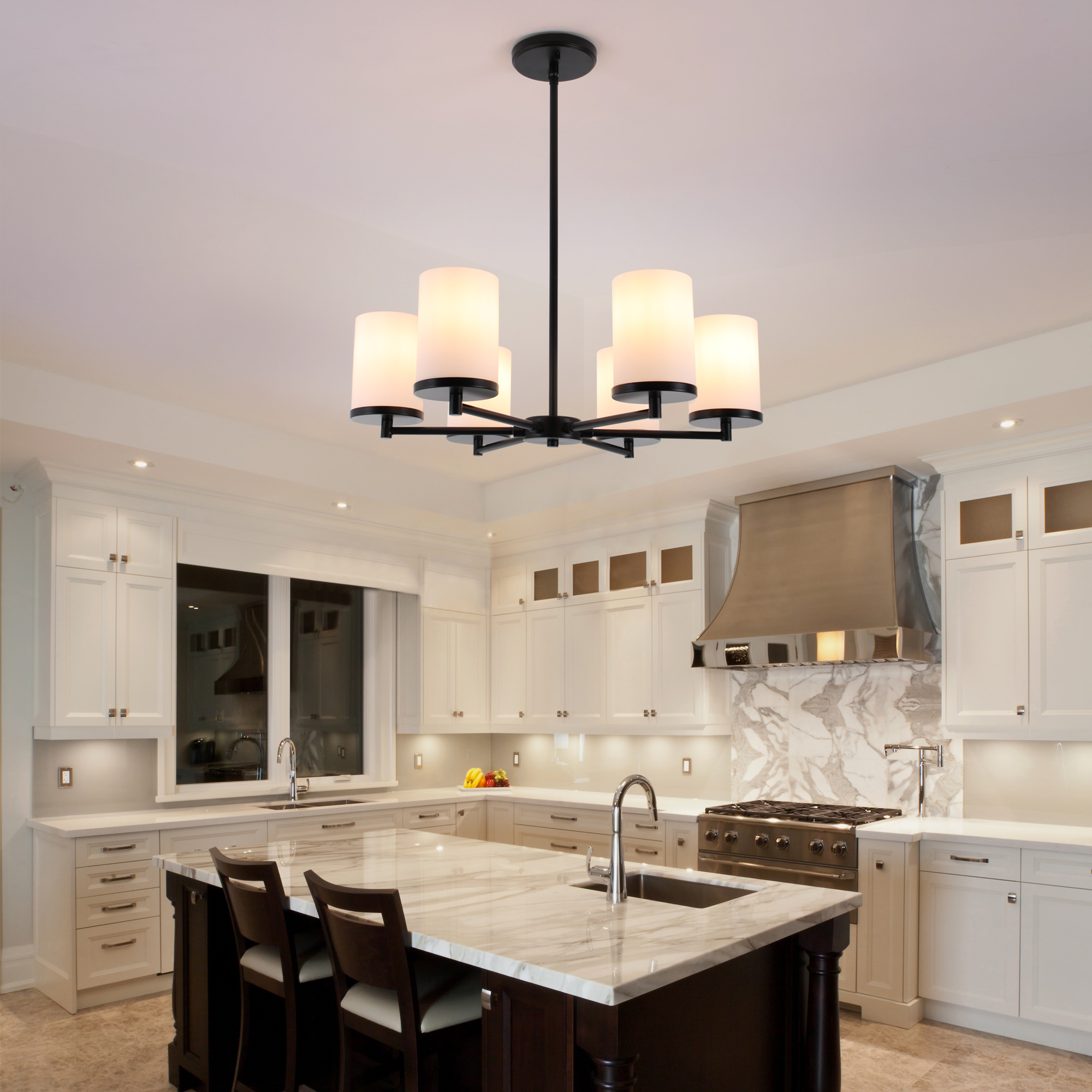 Chandelier lifestyle image